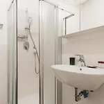 Apartment Guesthost - Cozy Porta Vittoria Area Milan