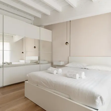 Guesthost - Cozy Porta Vittoria Area Apartmán Milán