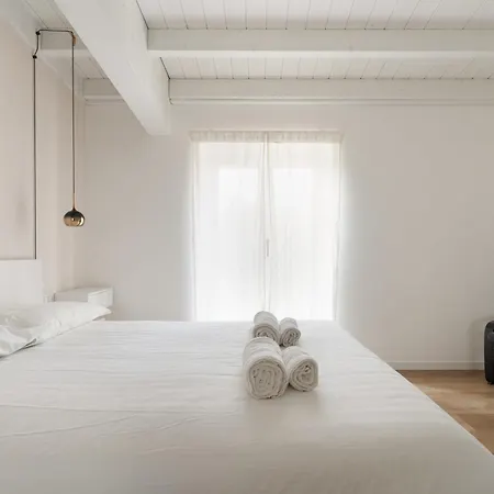 Guesthost - Cozy Porta Vittoria Area *