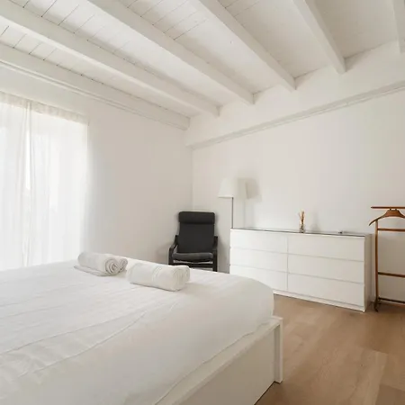 Apartmán Guesthost - Cozy Porta Vittoria Area *